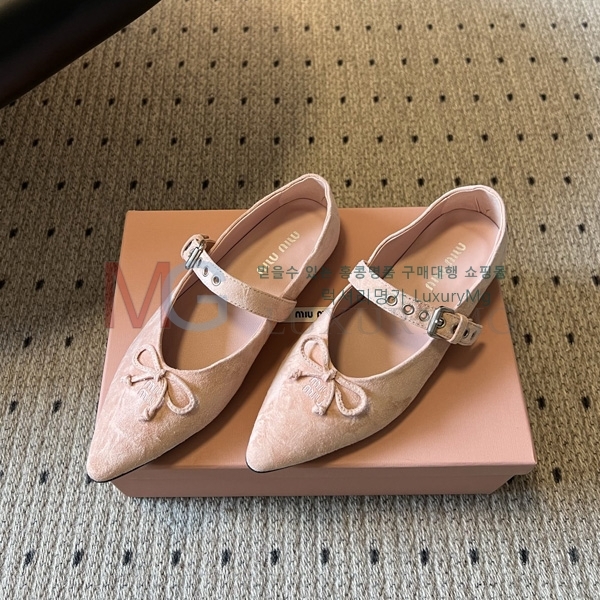 ���� �̿�̿� �÷����� MIU00652-2