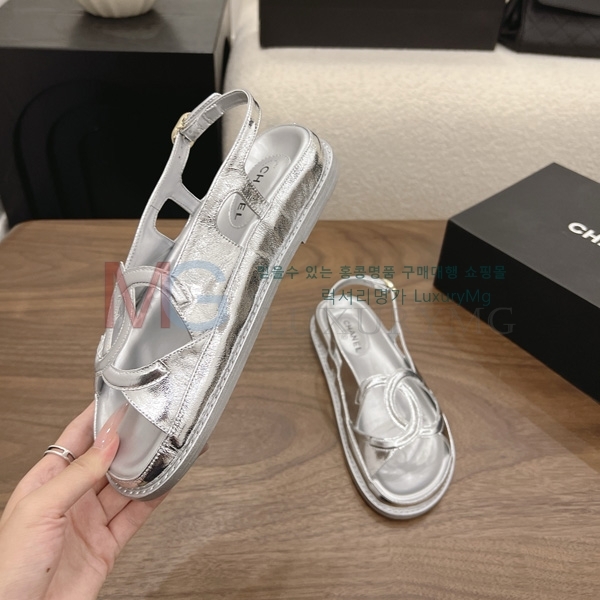���� ��* ���� R6022811-11