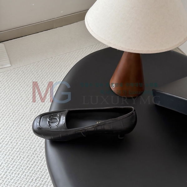 ���� ��* ������ R6077480-4