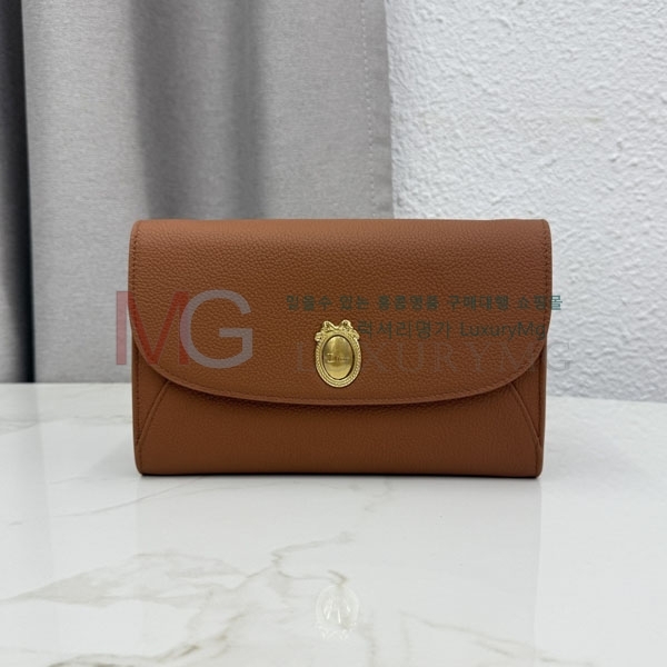 ��� �޴޸��� ������ ��Ʈ�� �Ŀ�ġ S6112-4