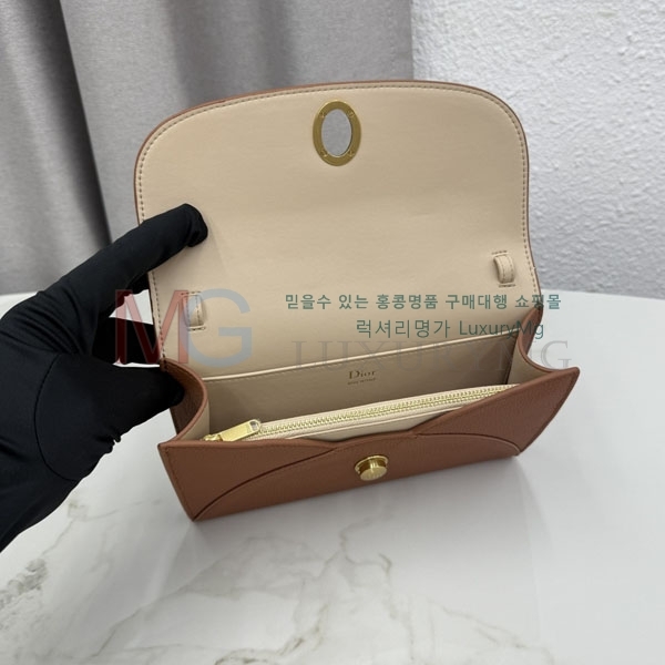 ��� �޴޸��� ������ ��Ʈ�� �Ŀ�ġ S6112-4