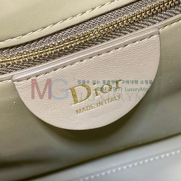 ��� ��Ŷ�� M7704-4