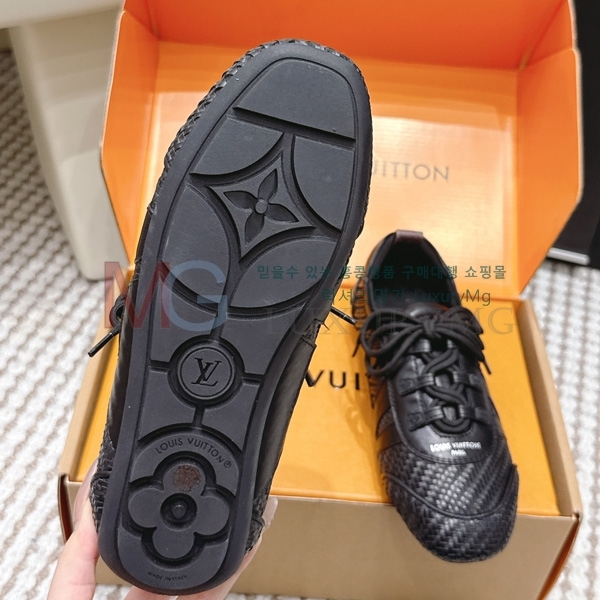���� ����*�� ����Ŀ�� LV663115-4