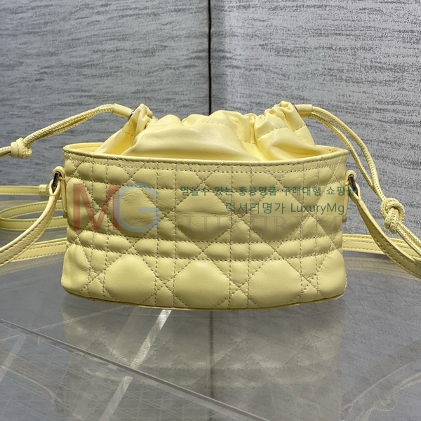 ��� Ʈ���� �̴� ��Ŷ�� D32326-8
