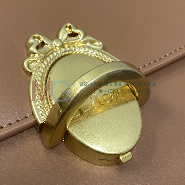 ��� �޴޸��� �Ŀ�ġ D30309-3