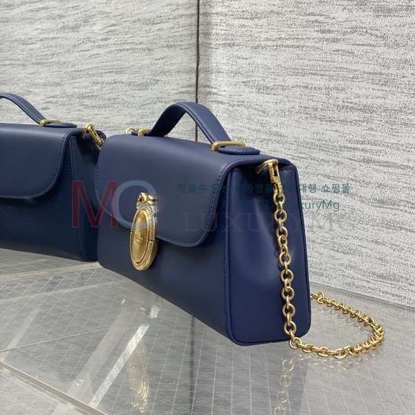 ��� �޴޸��� �Ŀ�ġ D30309-4
