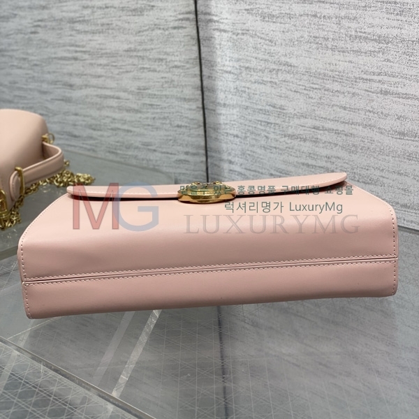 ��� �޴޸��� �Ŀ�ġ D30309-8