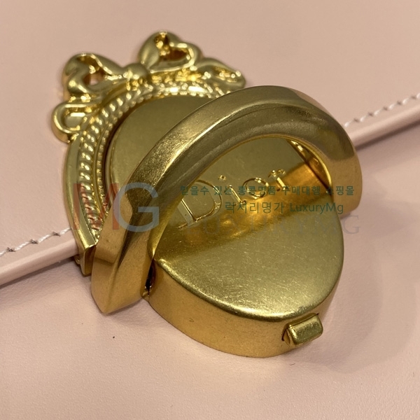 ��� �޴޸��� �Ŀ�ġ D30309-8