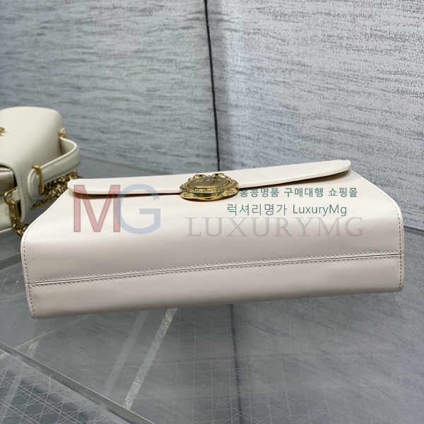��� �޴޸��� �Ŀ�ġ D30309-9